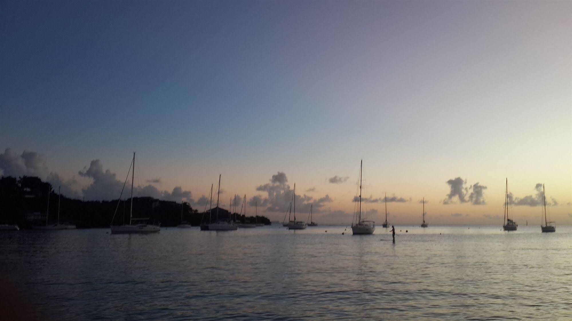 Blue Lagoon Hotel And Marina Ltd Kingstown Exterior foto